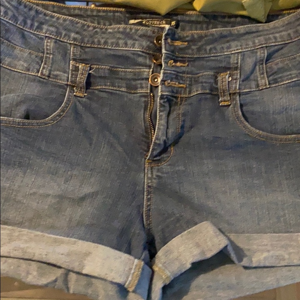 High waisted lovesick hot topic shorts